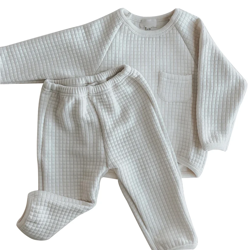 Custom Gingham Quilt Material Baby Clothes Set for Winter Kids 2 Piece Long Sleeve Loungewearr Suit