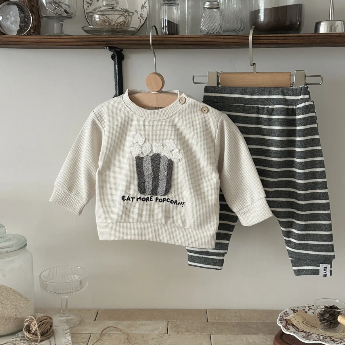 Custom Soft Girl Set High-quality Soft Polyester Children's Set 0-neck T-shirt and Striped Sports Pants Baby Two-piece Clothing - Image 3