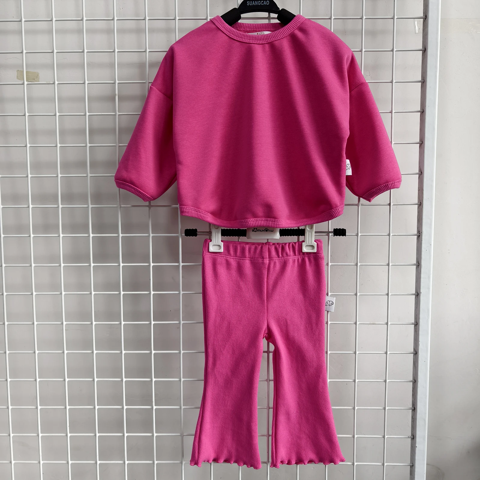 OEM Kids Clothes Set Toddler Girl Clothes Kids Outfits Long Sleeve Weatshirt Bell Bottom Pants Set Fall Winter Clothing - Image 2