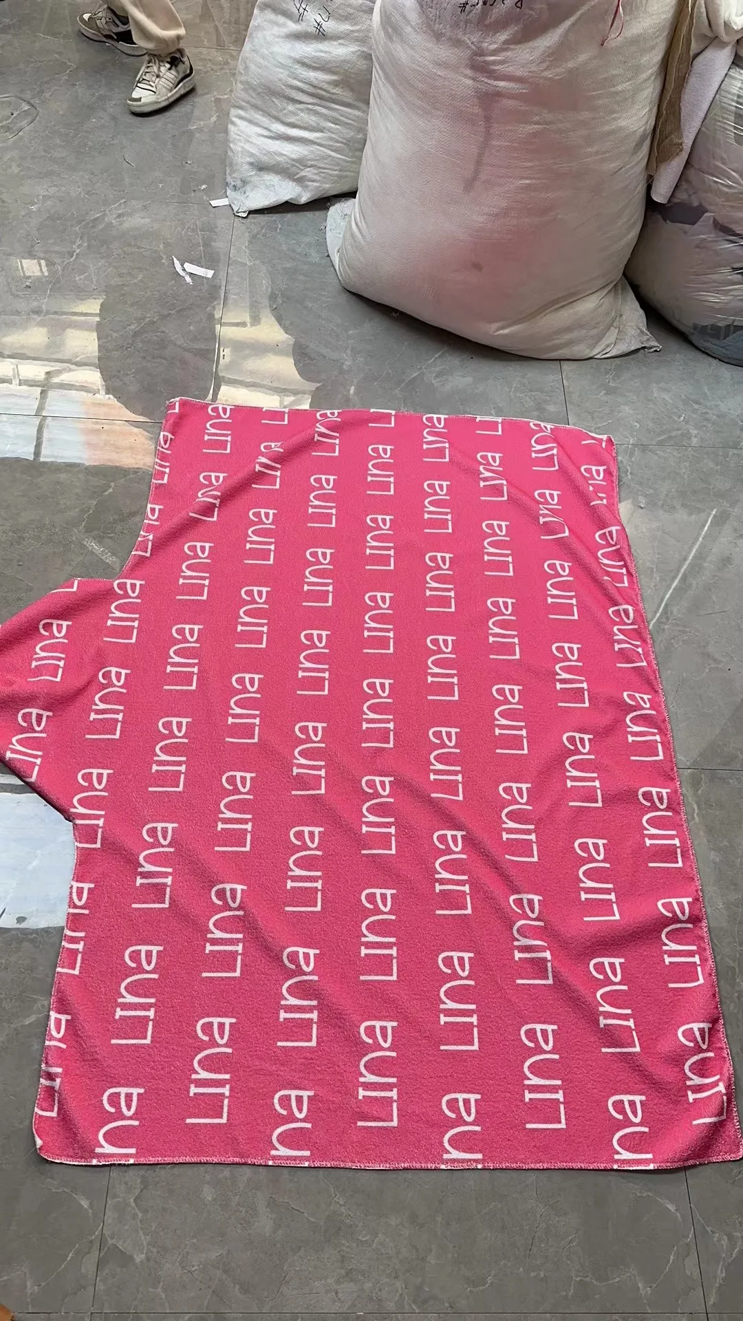 Custom Playful Name Personalized Baby Beach Towel Vacation Gift Swimming Pool Bath Towel Hooded Towel for Kids and Adult - Image 6