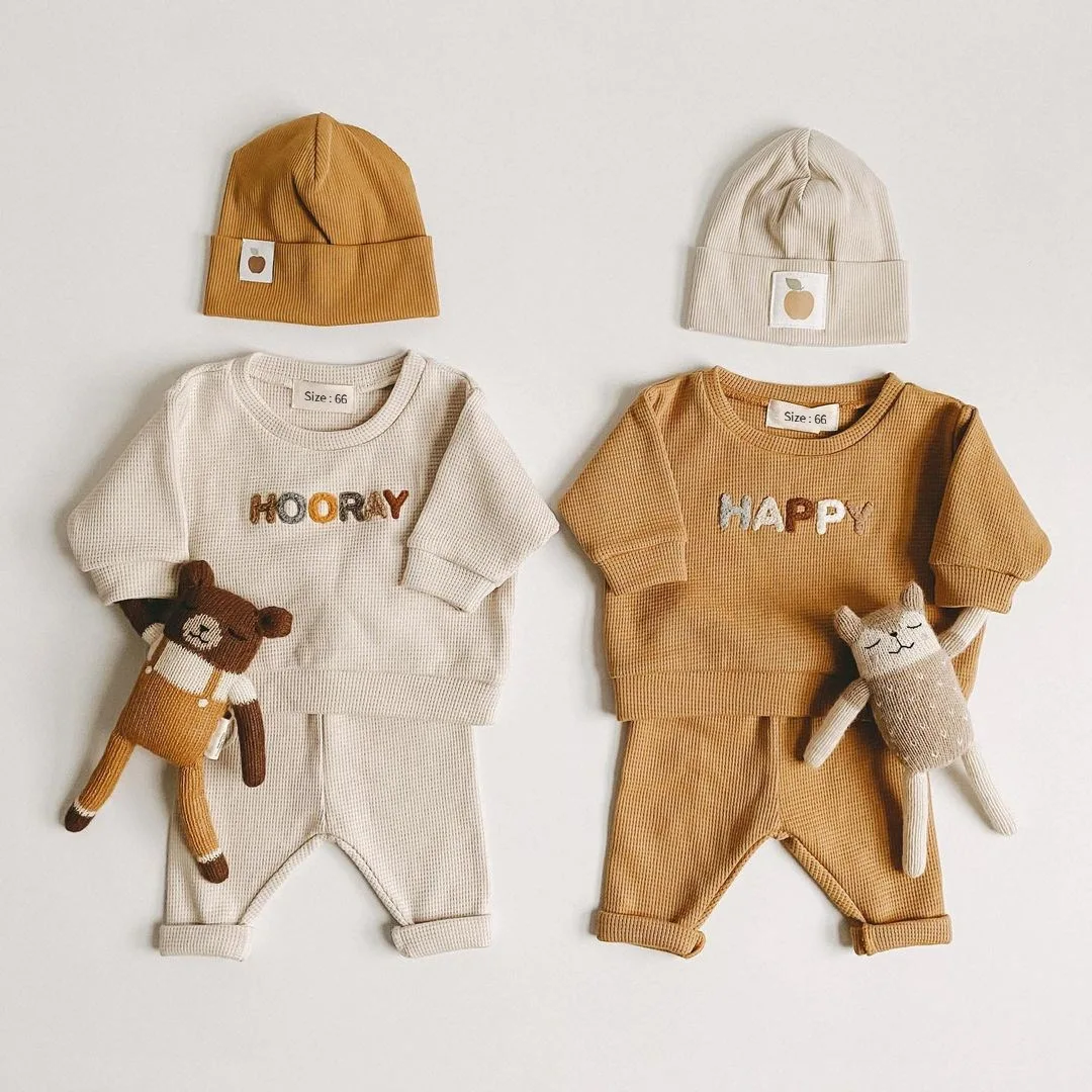 In Stock Autumn Winter Baby Long Sleeve Embroidery Clothing Set Sweatshirt and Trouser Kids Tracksuits with Knitted Hat 3pcs - Image 3