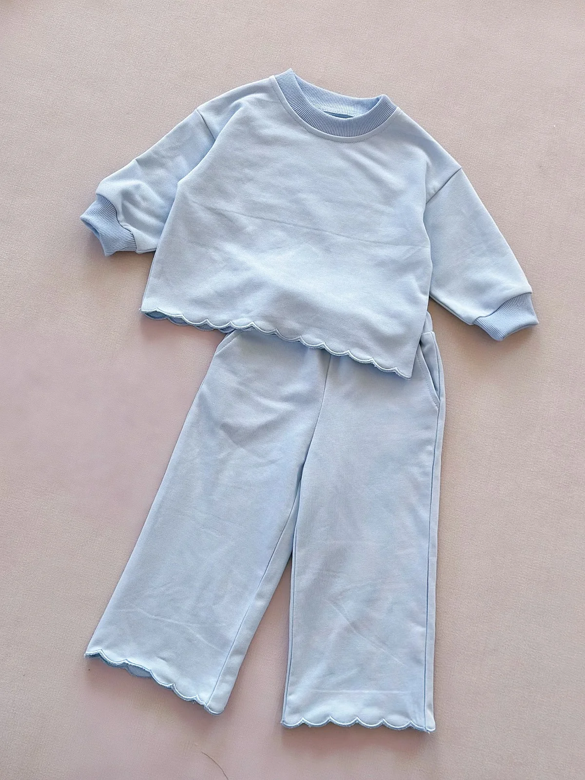 Top Selling Unisex Kids Long Sleeve Solid French Terry Scallop Sweatshirt Casual 2 Pcs Set for Baby Kids - Image 3