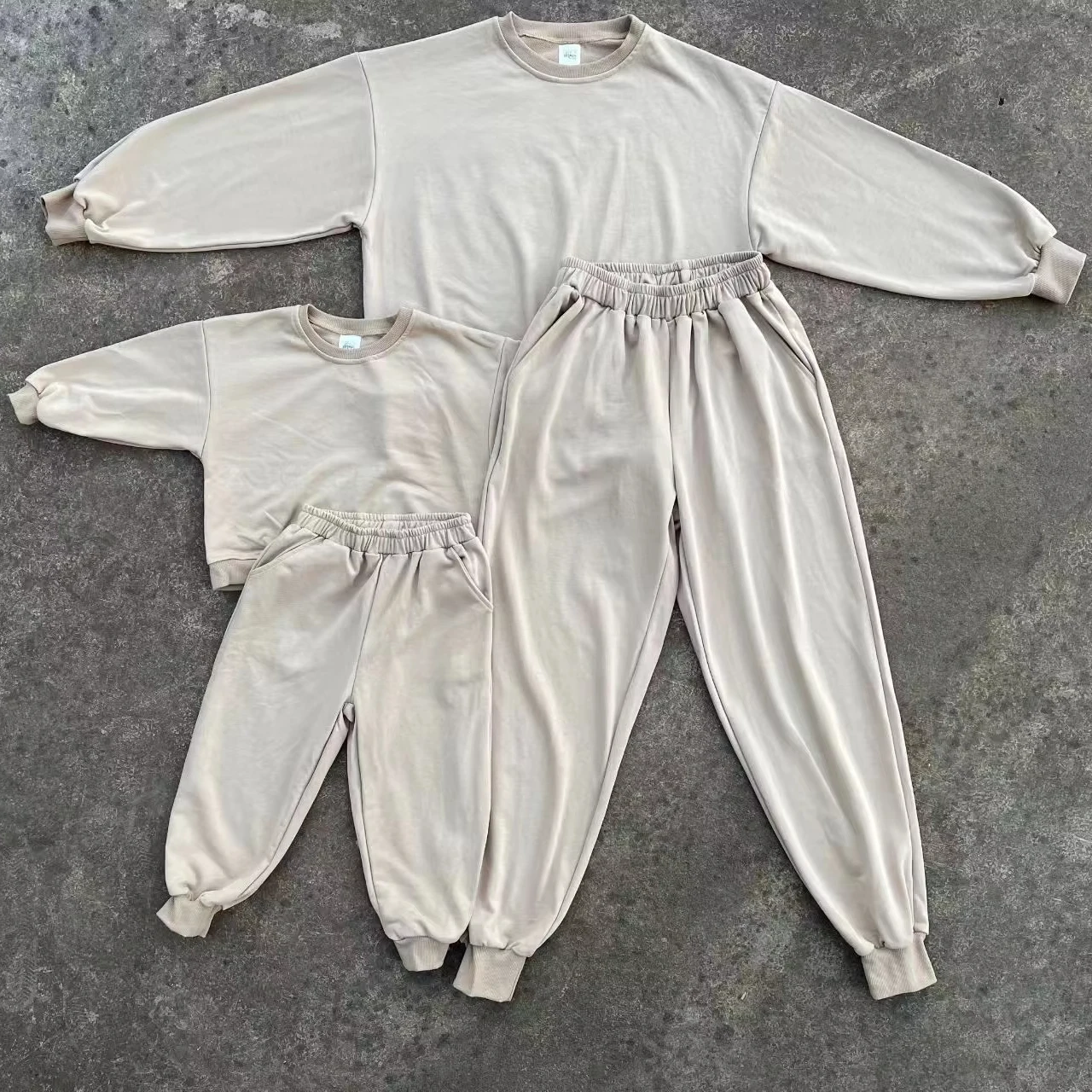 Custom Adult Women Baby Mama and Mini Matching Set Autumn Sweatshirt Two-piece Pants Set Casual French Terry Pullover