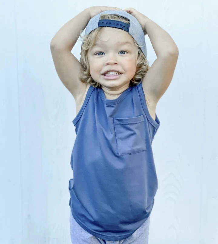 Factory Custom Summer Unisex Boys Girls Sleeveless Cotton Shirt with Pocket Soft Loose Fit Kids tank Tops - Image 4